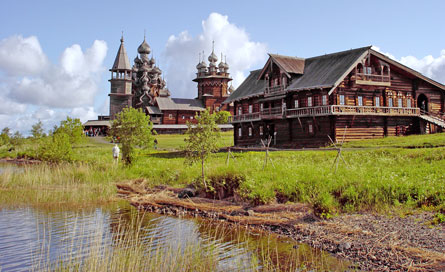 CRUCEROS RUSIA FLUVIALES KIZHI MONUMENTOS MADERA CRUCEROS CULTURALES